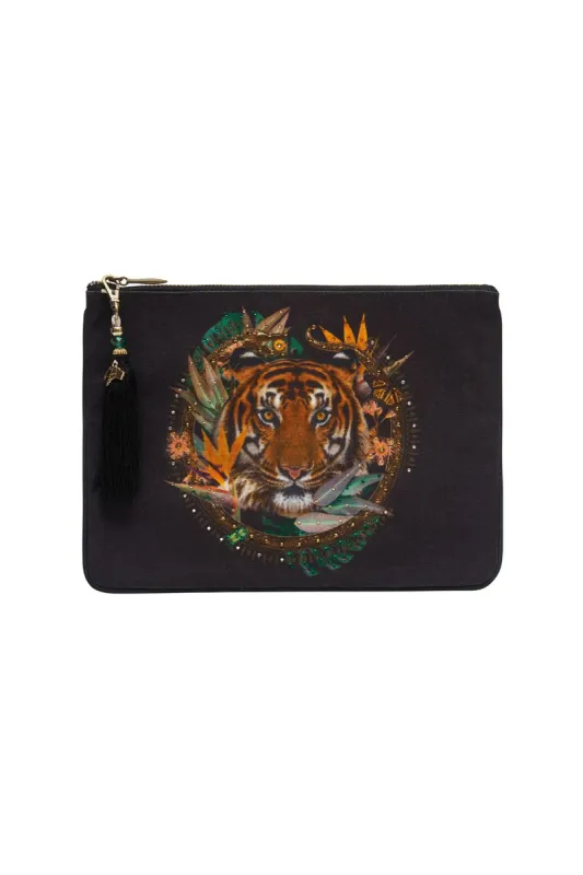SMALL CANVAS CLUTCH 1904 PLACEMENTS sold by Camilla