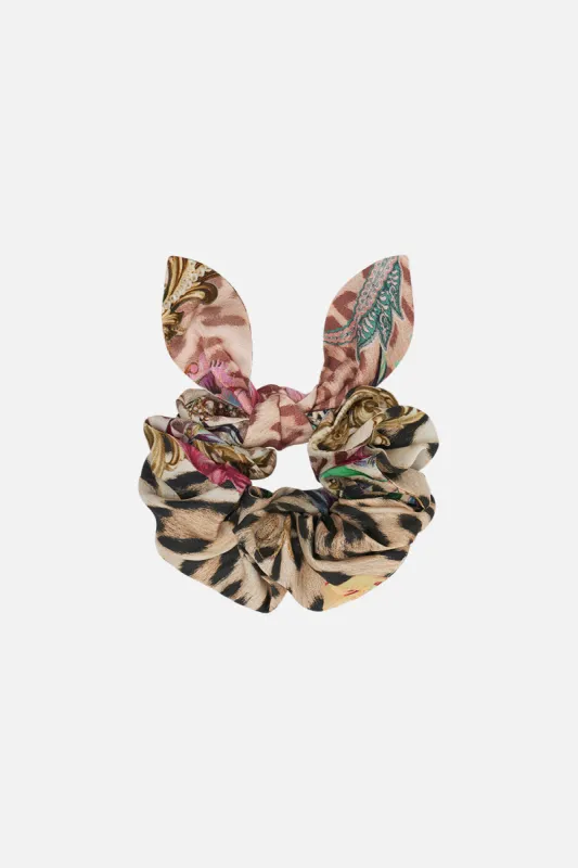 SCRUNCHIE QUEEN ATLANTIS sold by Camilla