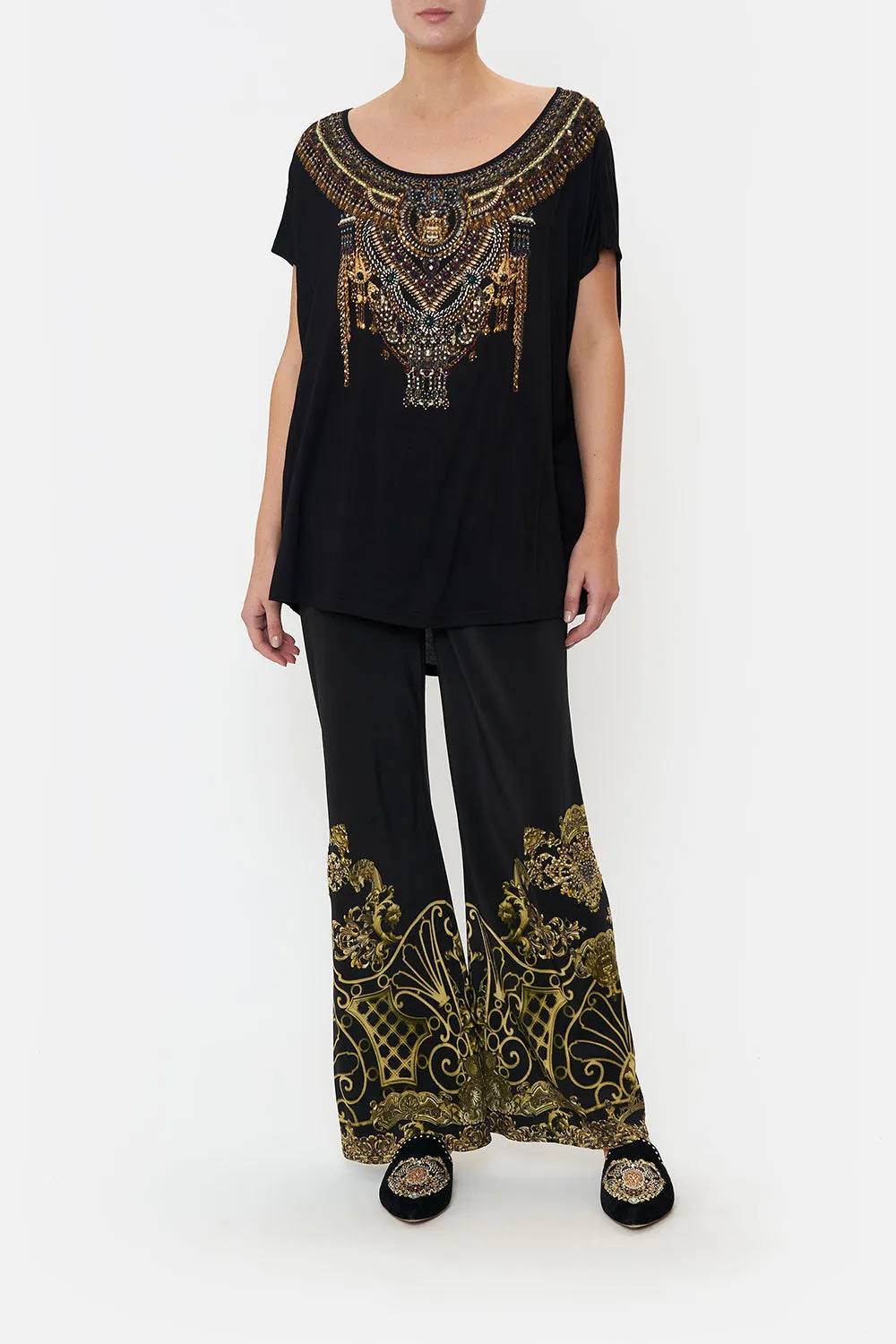 LOOSE FIT TEE SHADOWS OF ARMADA sold by Camilla