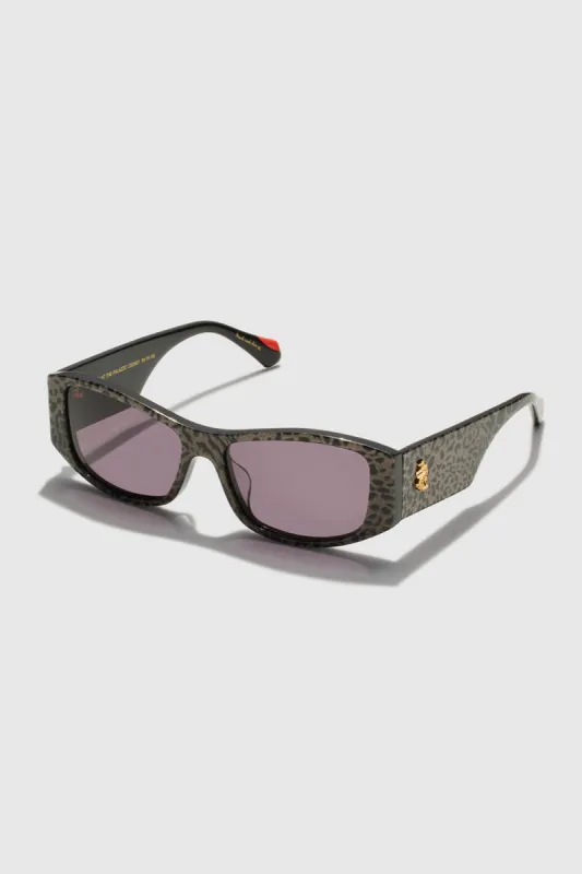 PINOT AT THE PALAZZO SUNGLASSES BLACK / BROWN GLITTER LEOPARD made by Camilla
