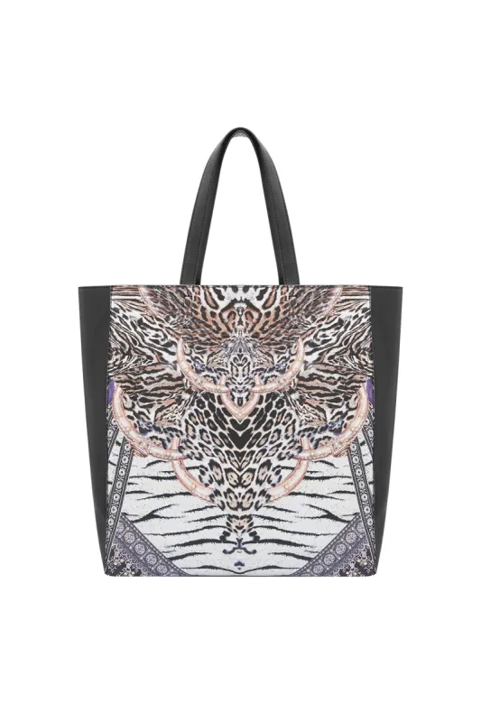 SAFFIANO TOTE BAG THE BODYGUARD sold by Camilla