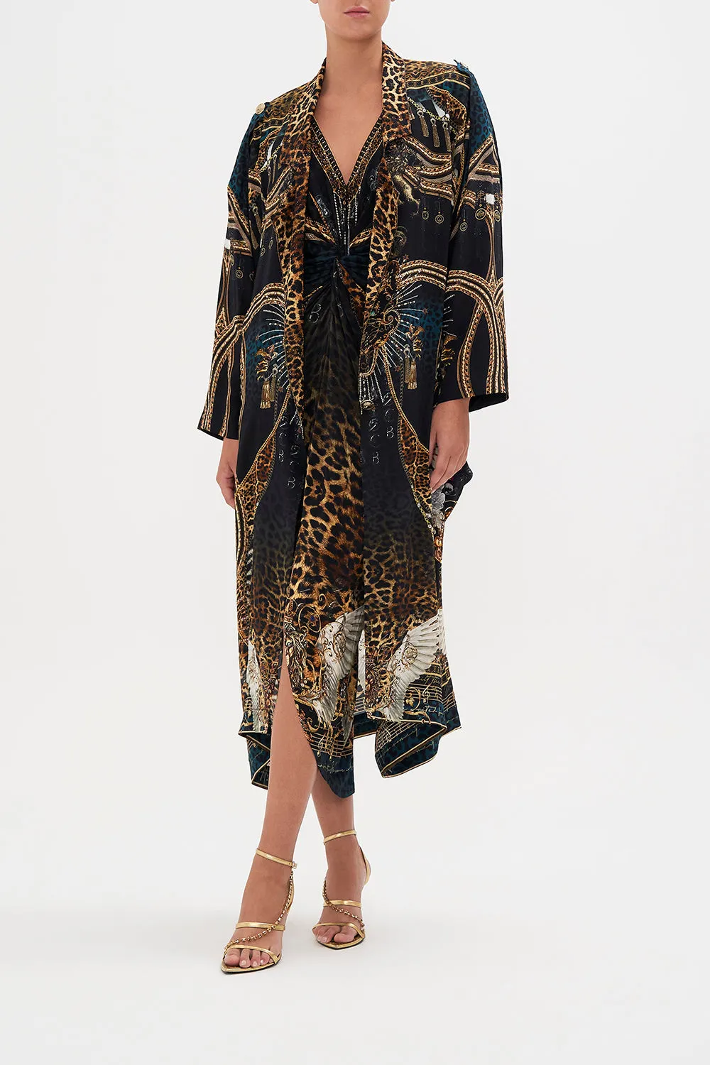 RELAXED PANEL COAT ROCKSTAR ROYALTY sold by Camilla