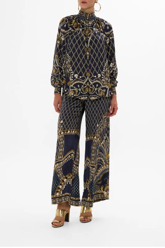 RAGLAN BUTTON UP SHIRT DANCE WITH THE DUKE sold by Camilla