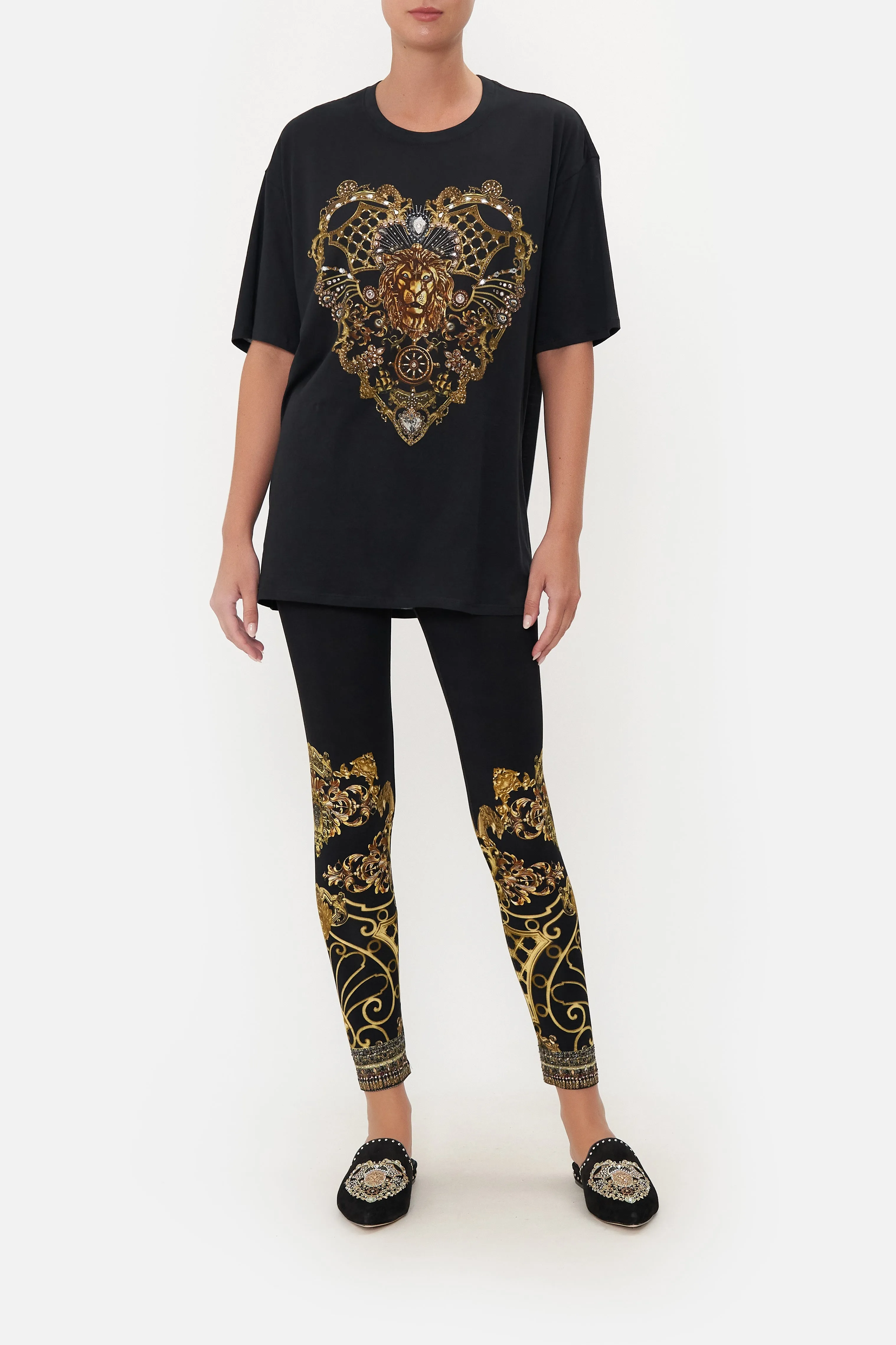 OVERSIZE BAND TEE SHADOWS OF ARMADA LOUNGE sold by Camilla