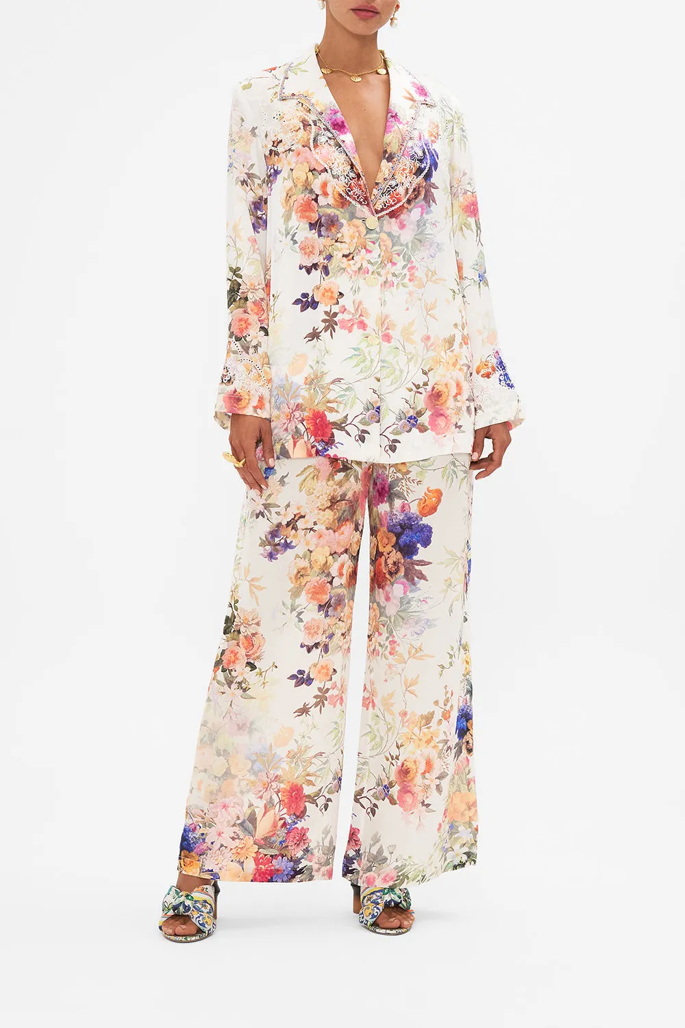 SINGLE BREASTED JACKET FRIENDS WITH FRESCOS sold by Camilla