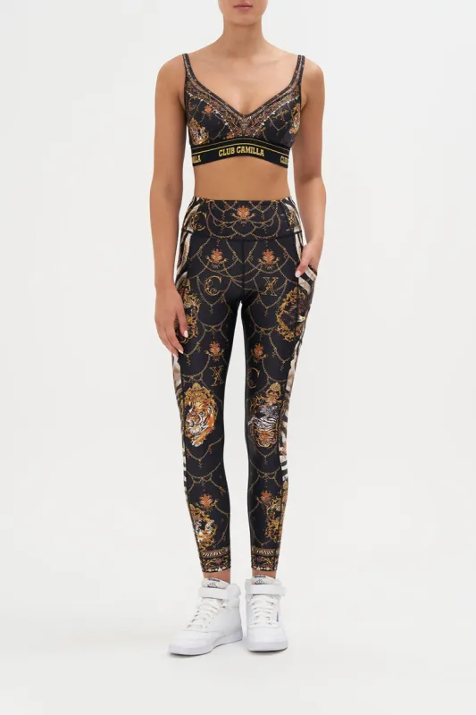 ACTIVE LEGGING WITH SIDE POCKET KNIGHTS OF JAGGIS TABLE sold by Camilla