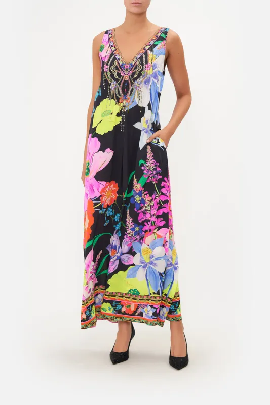 V NECK FLARED JUMPSUIT AWAY WITH THE FAIRIES made by Camilla