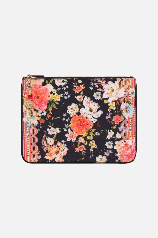 SMALL CANVAS CLUTCH SECRET HISTORY sold by Camilla