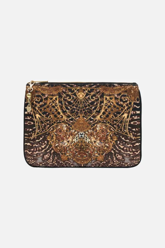 SMALL CANVAS CLUTCH ARMADA sold by Camilla