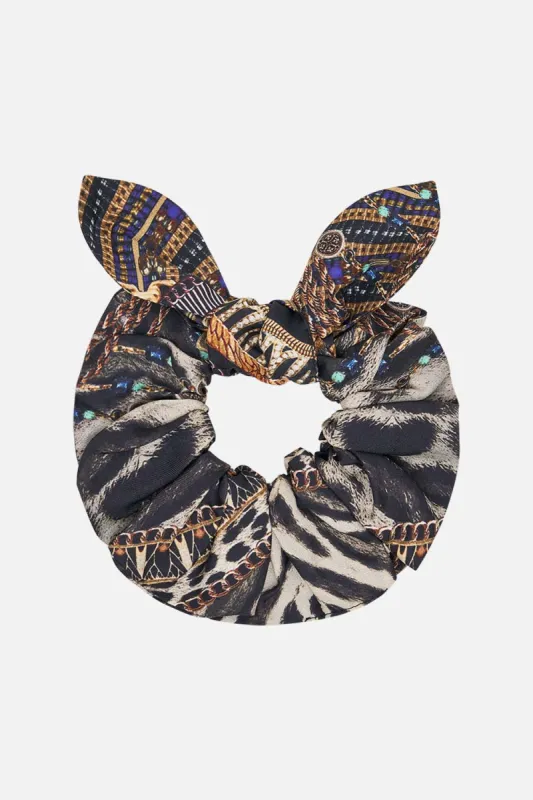 SCRUNCHIE CAT WORSHIP sold by Camilla