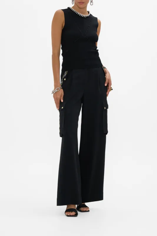 SLEEVELESS KNIT TANK TOP CARTOUCHE KINGDOM sold by Camilla