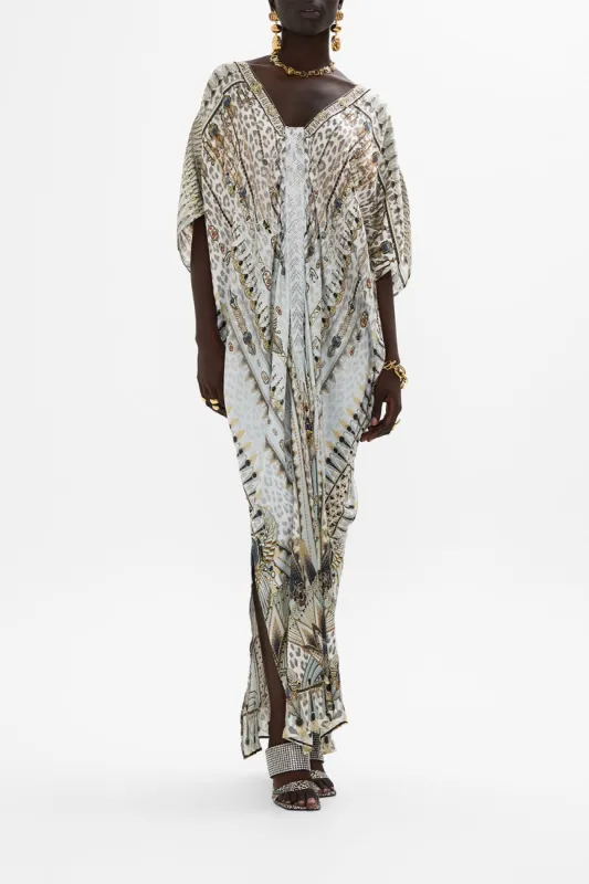 KAFTAN WITH FRONT TAB DETAIL SAHARA STARLET sold by Camilla