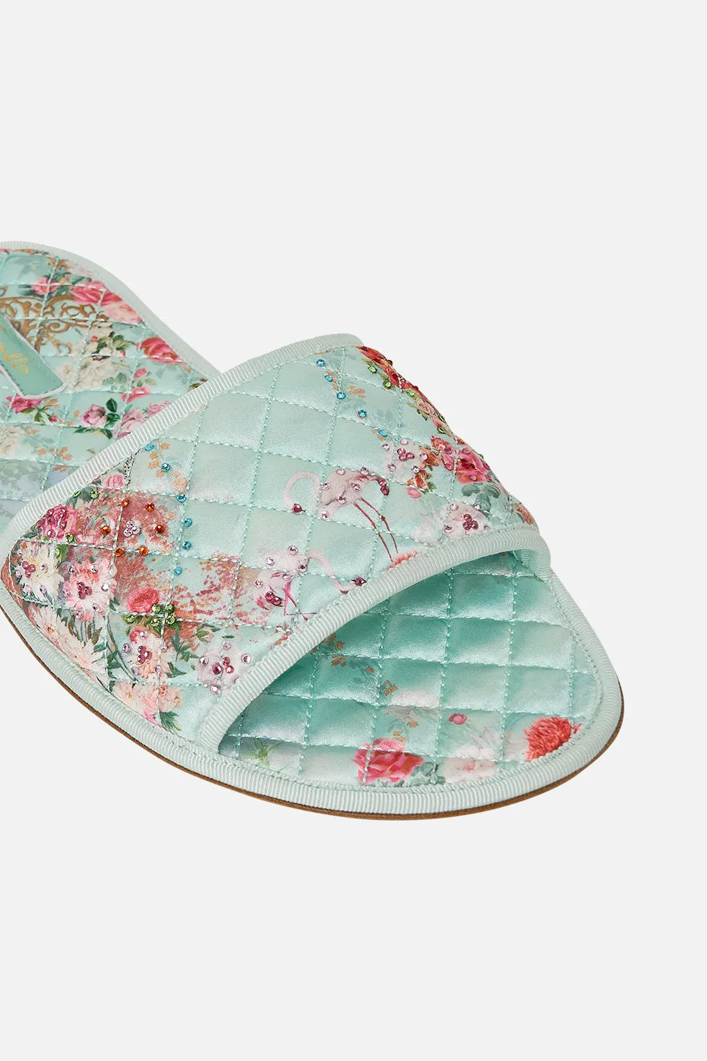 SLIPPERS WITH TRAVEL CASE THE JEWELLERY MUSEUM sold by Camilla product image thumbnail 3