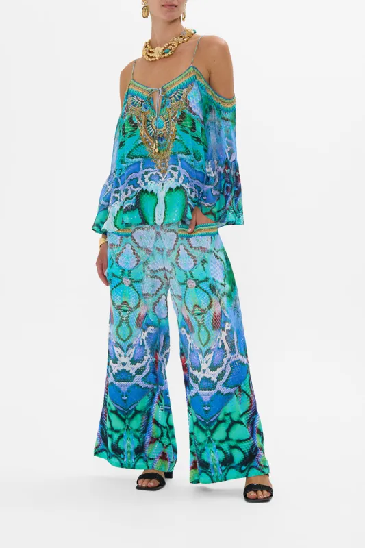WIDE LEG TROUSER WITH FRONT POCKETS LAND OF WONDER sold by Camilla