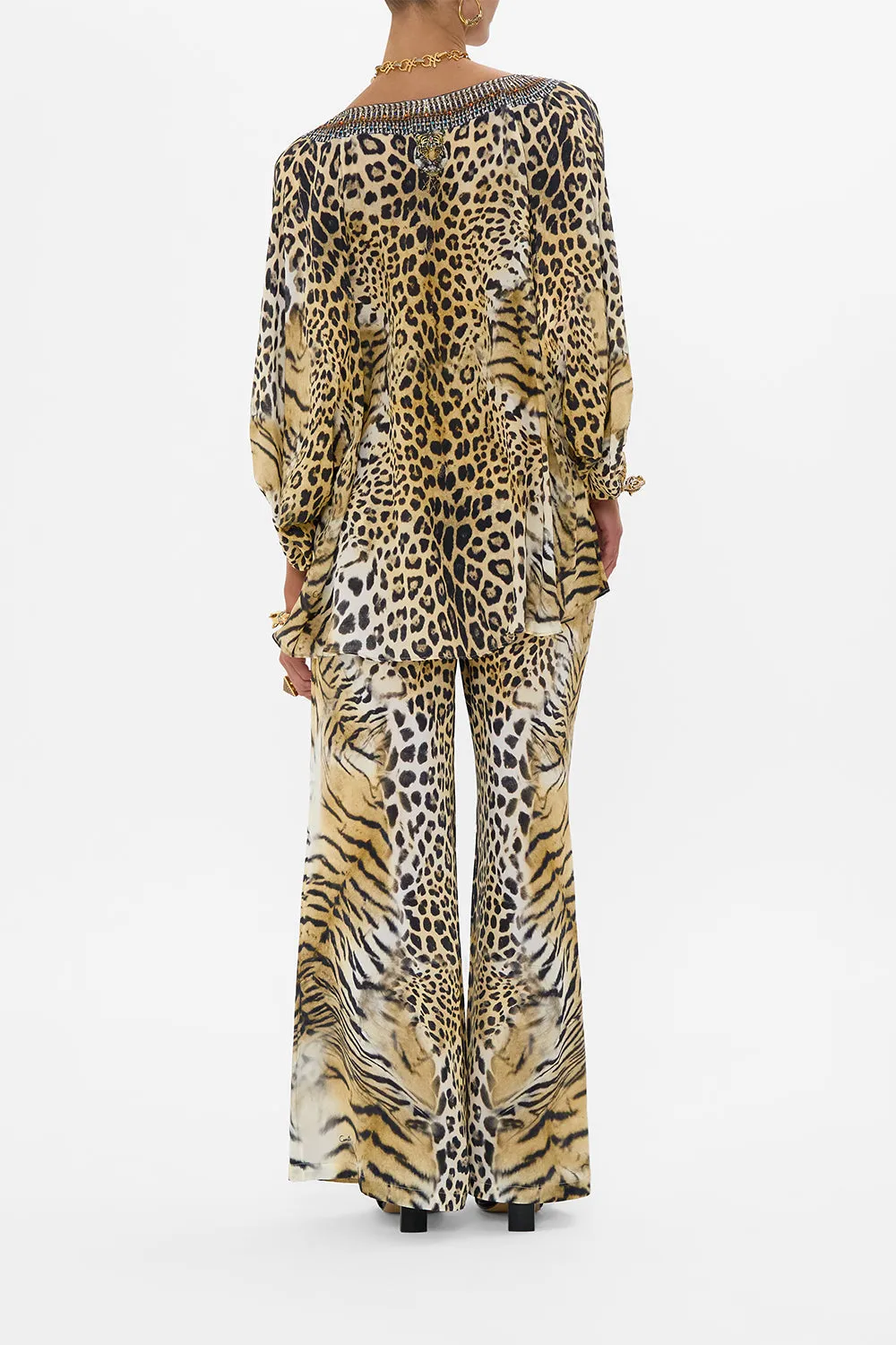 RAGLAN SLEEVE BLOUSE WITH CUFF JAGUAR sold by Camilla product image thumbnail 2