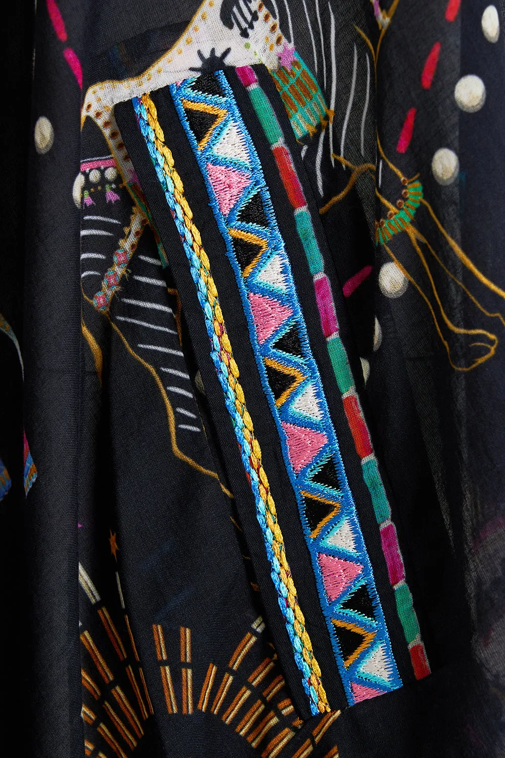 V NECK KAFTAN WITH FRONT WELT POCKETS NUBIAN NIGHTS sold by Camilla product image thumbnail 3