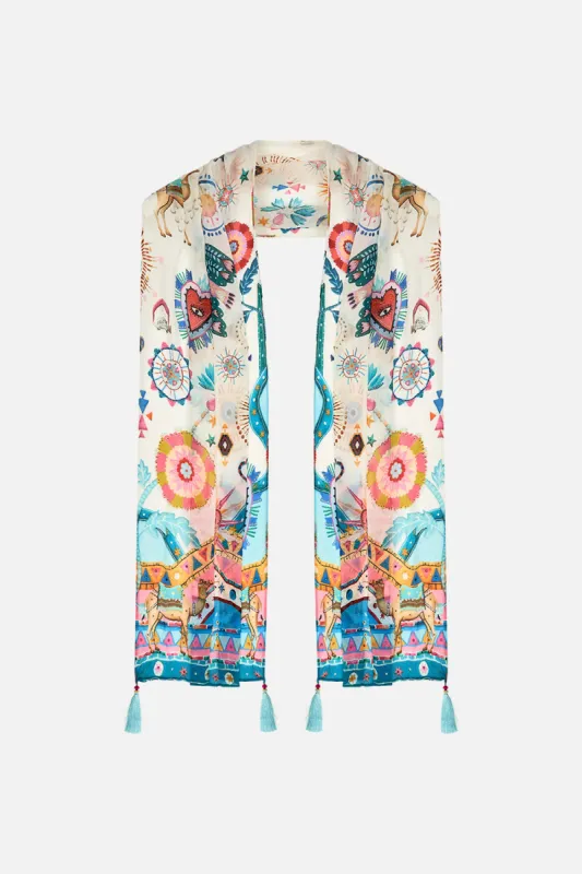 LONG SCARF LIVING IN COLOUR sold by Camilla