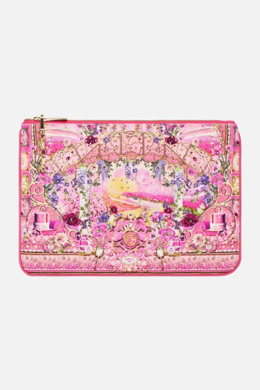 SMALL CANVAS CLUTCH TOTALLY OZMOPOLITAN sold by Camilla