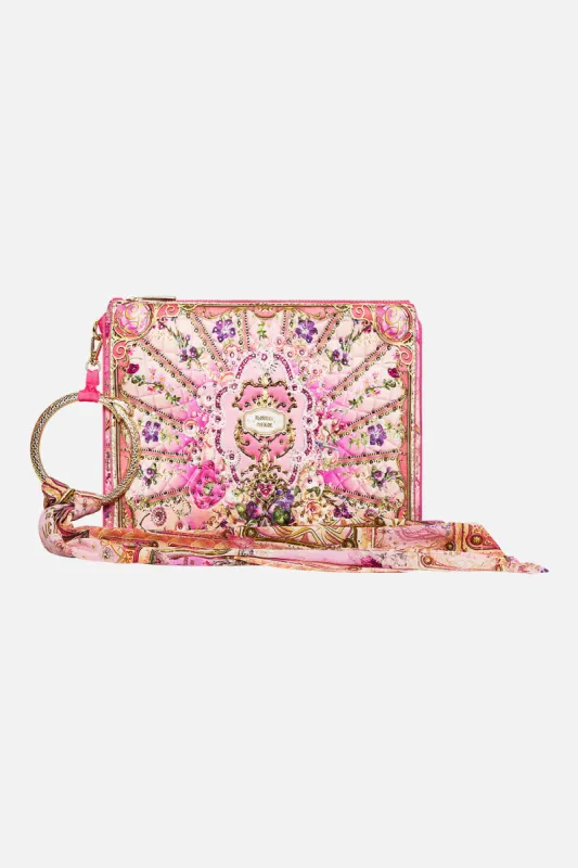 RING SCARF CLUTCH TOTALLY OZMOPOLITAN sold by Camilla