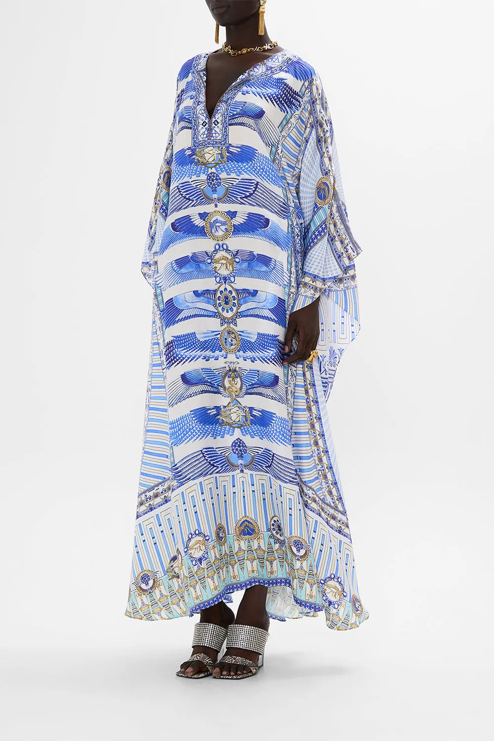 V NECK KAFTAN WITH FRONT WELT POCKETS DANCING WITH DAYLIGHT sold by Camilla product image thumbnail 4