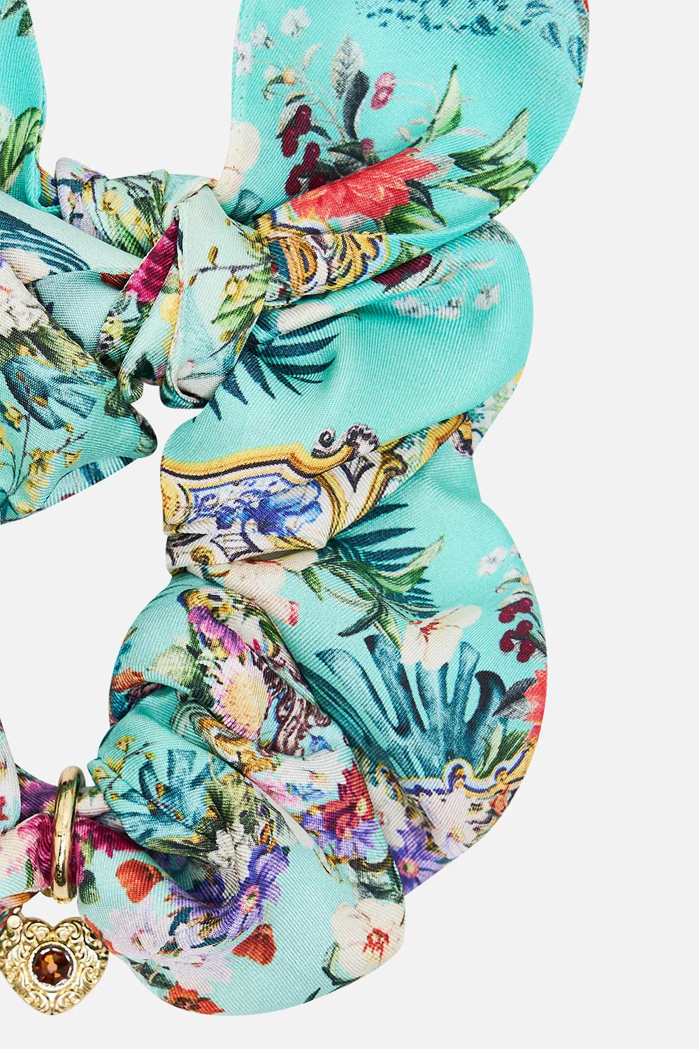 SCRUNCHIE WITH TRINKET GARDENS OF QUELUZ sold by Camilla product image thumbnail 2