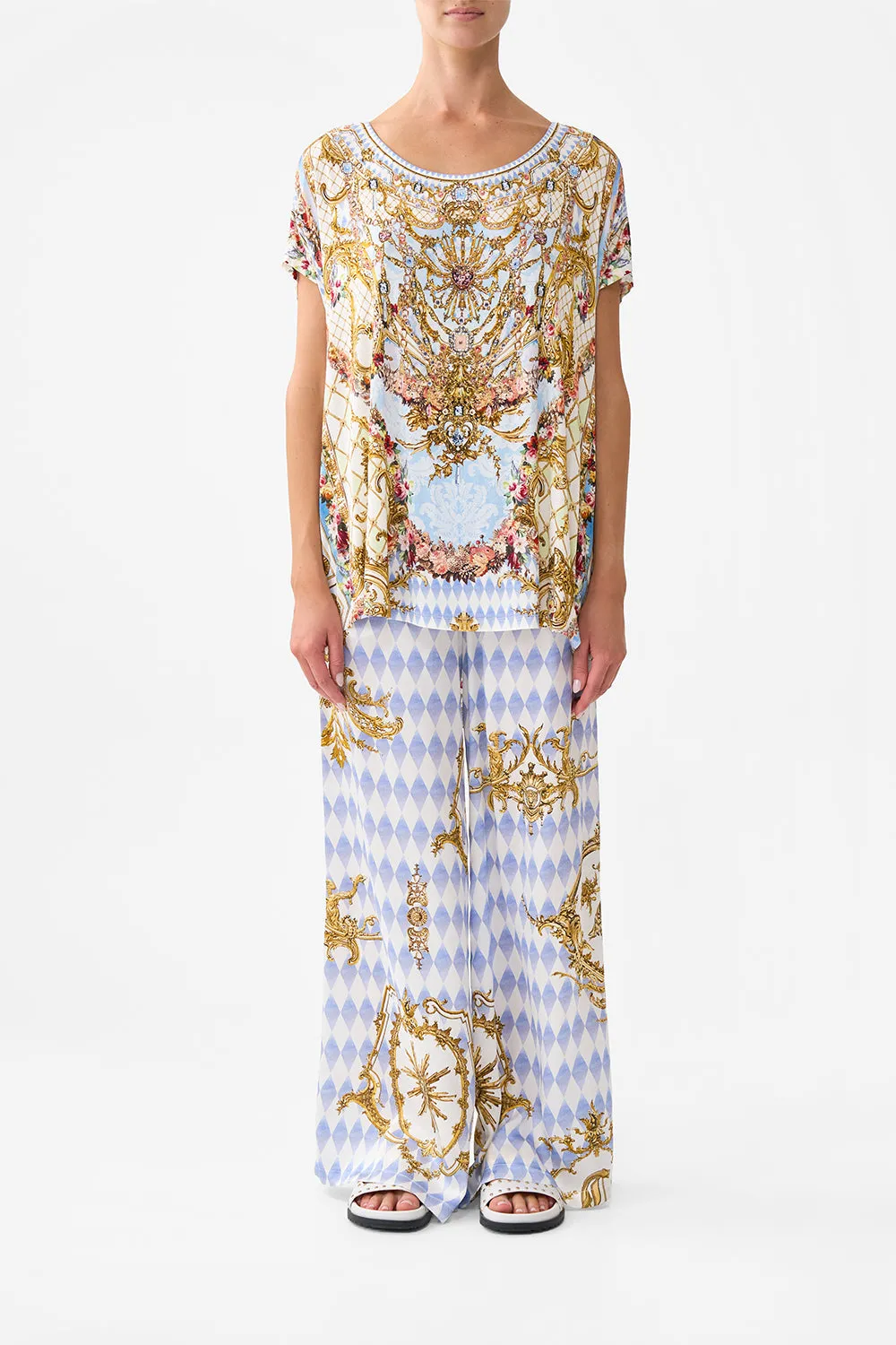 LOOSE FIT TEE THRONE GAMES sold by Camilla