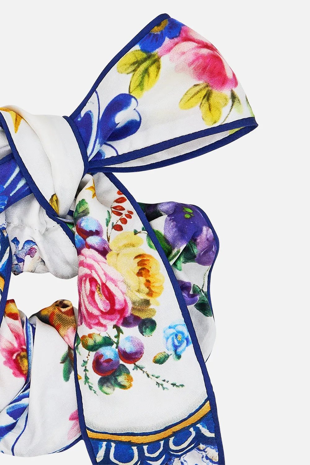 SCRUNCHIE WITH BOW TILES DARLS sold by Camilla product image thumbnail 2