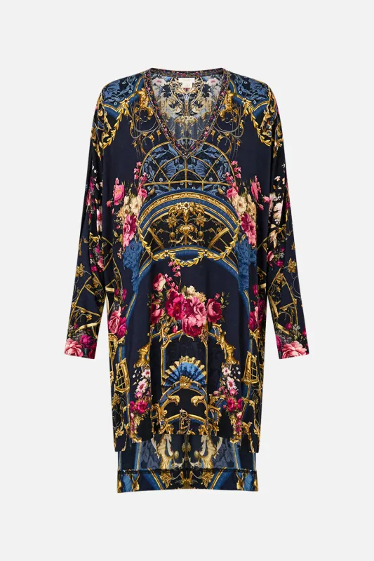 SIDE SPLIT JERSEY TEE ORNATE ON A PLATE sold by Camilla