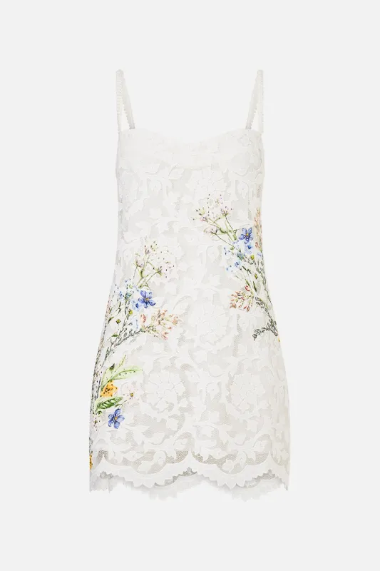 MINIMAL SHIFT DRESS DRESSING ROOM DRAMA sold by Camilla