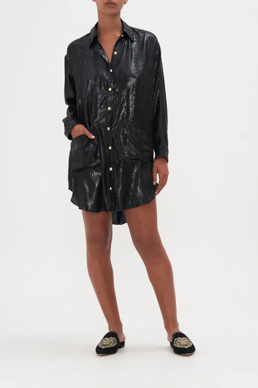 SHIRT TUNIC WITH POCKETS SHADOWS OF ARMADA made by Camilla