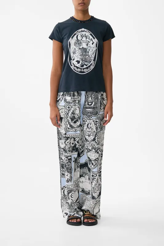 SLIM FIT ROUND NECK T-SHIRT - BLACK PERFUMED IN PORTO sold by Camilla