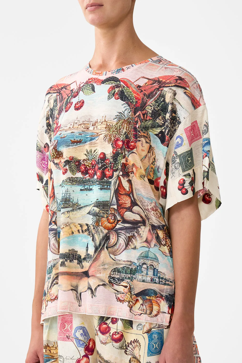 PANELLED SIDE SPLIT TEE NOTES FROM THE ROAD sold by Camilla product image thumbnail 5