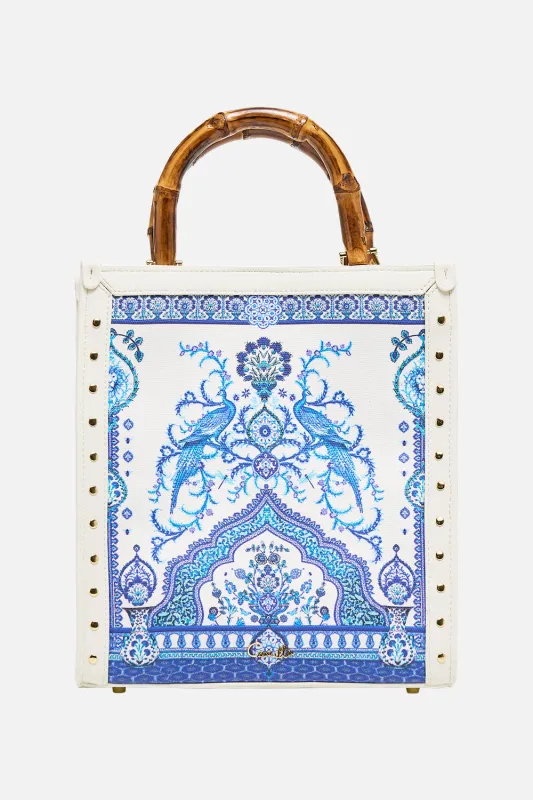 NORTH SOUTH TOTE ISNIK LULLABY sold by Camilla