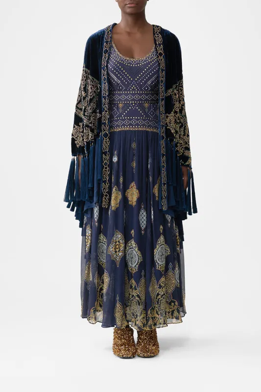 DRAPED HIGH-LOW LAYER THE IMPERIAL GATE sold by Camilla