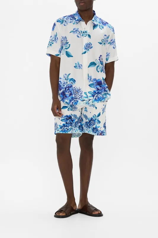 MID LENGTH TRAIL SHORT WITH FIXED WAIST A CERAMIC GARDEN sold by Camilla