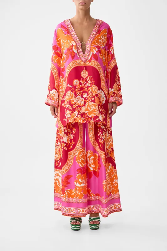 DEEP V NECK HARDWARE SHORT KAFTAN TILES OF TÜRKIYE sold by Camilla