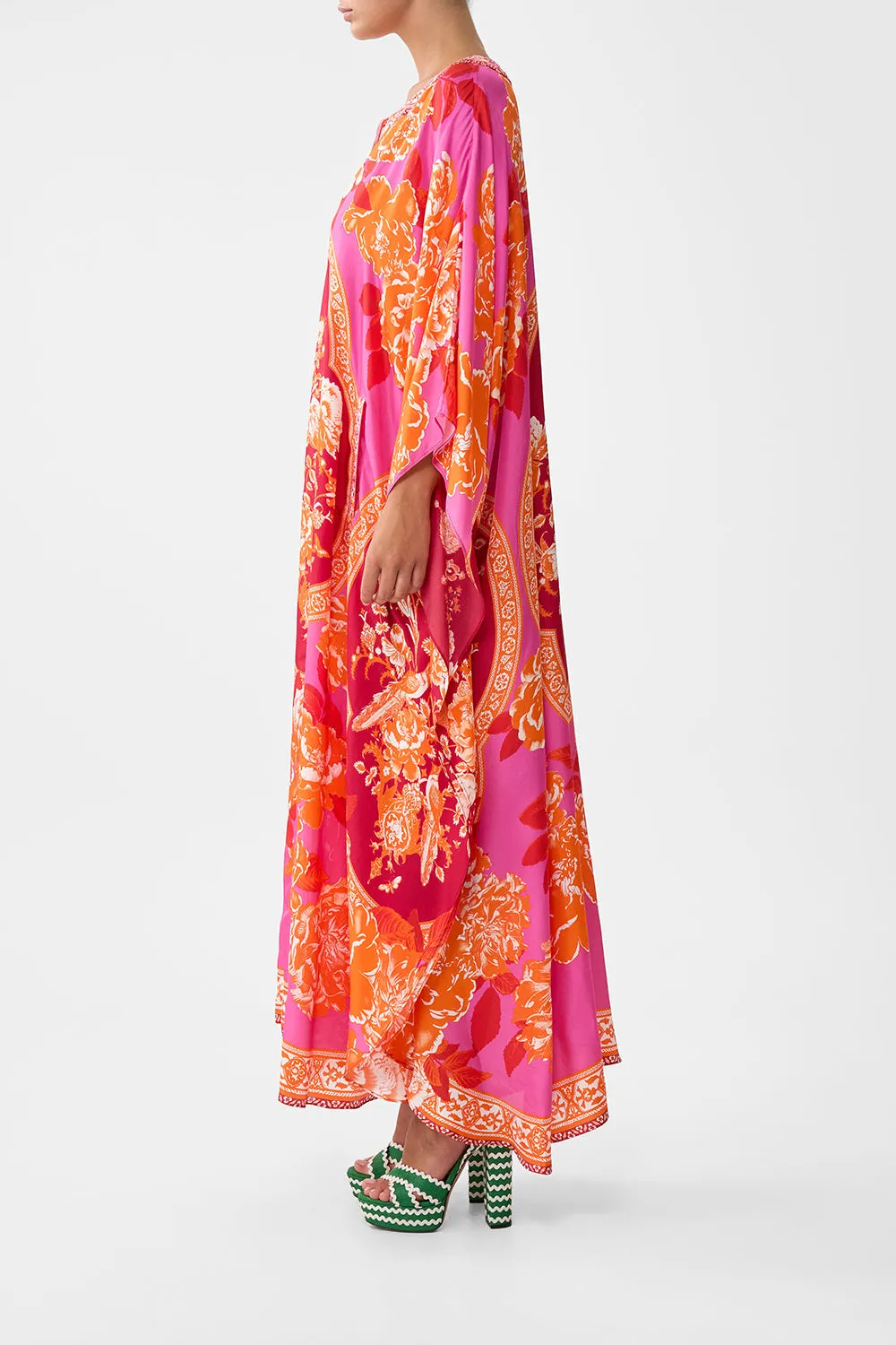 V NECK KAFTAN WITH FRONT WELT POCKETS TILES OF TÜRKIYE sold by Camilla product image thumbnail 4