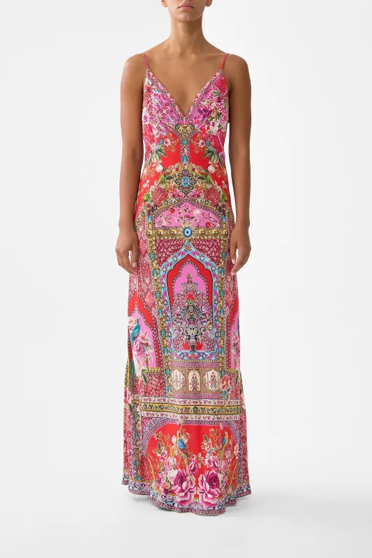 V-NECK FULL LENGTH BIAS SLIP DRESS HEIRLOOM EMPIRE sold by Camilla