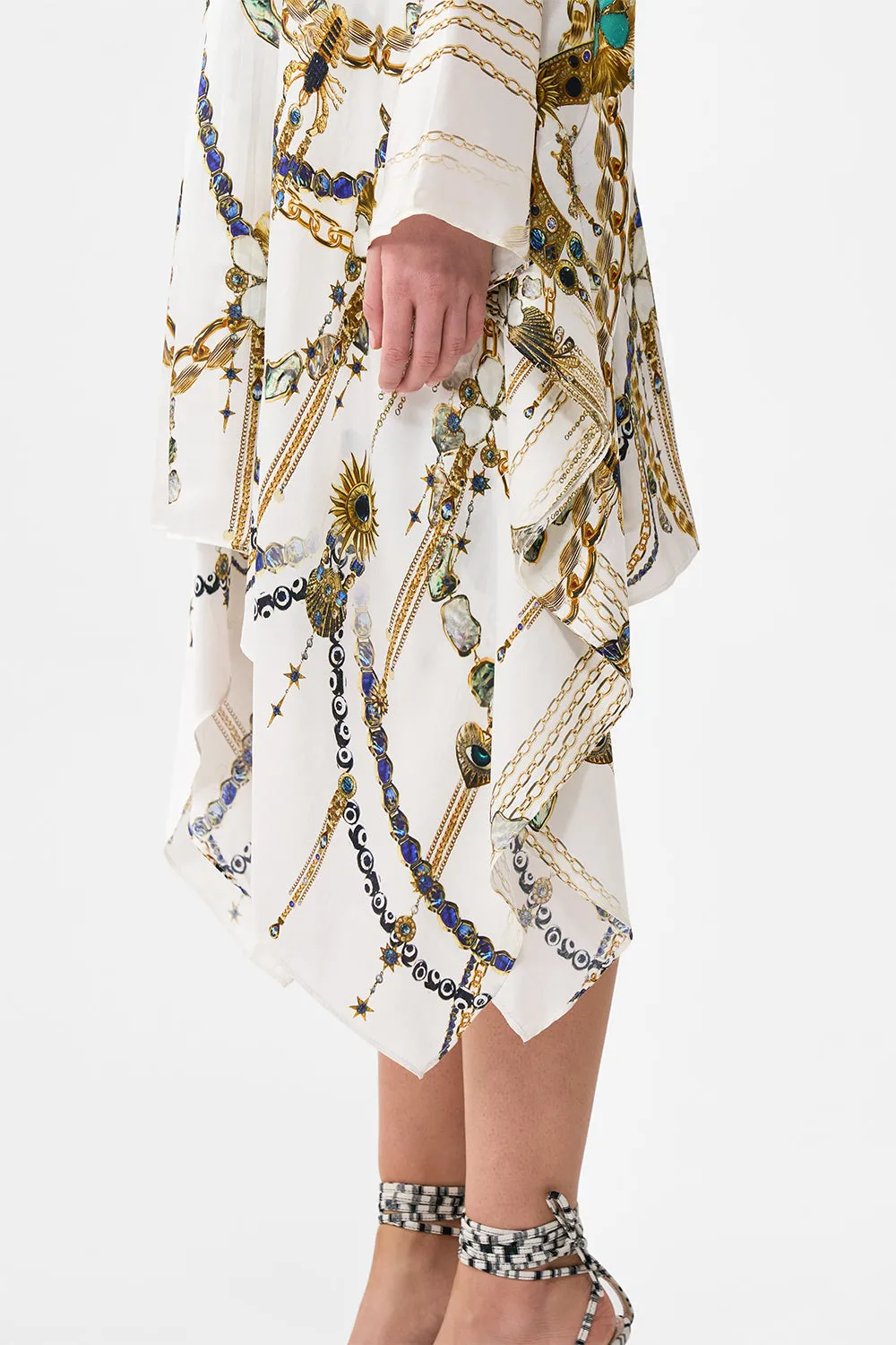 SHORT KAFTAN WITH WAIST TAB CHAIN GANG sold by Camilla product image thumbnail 5