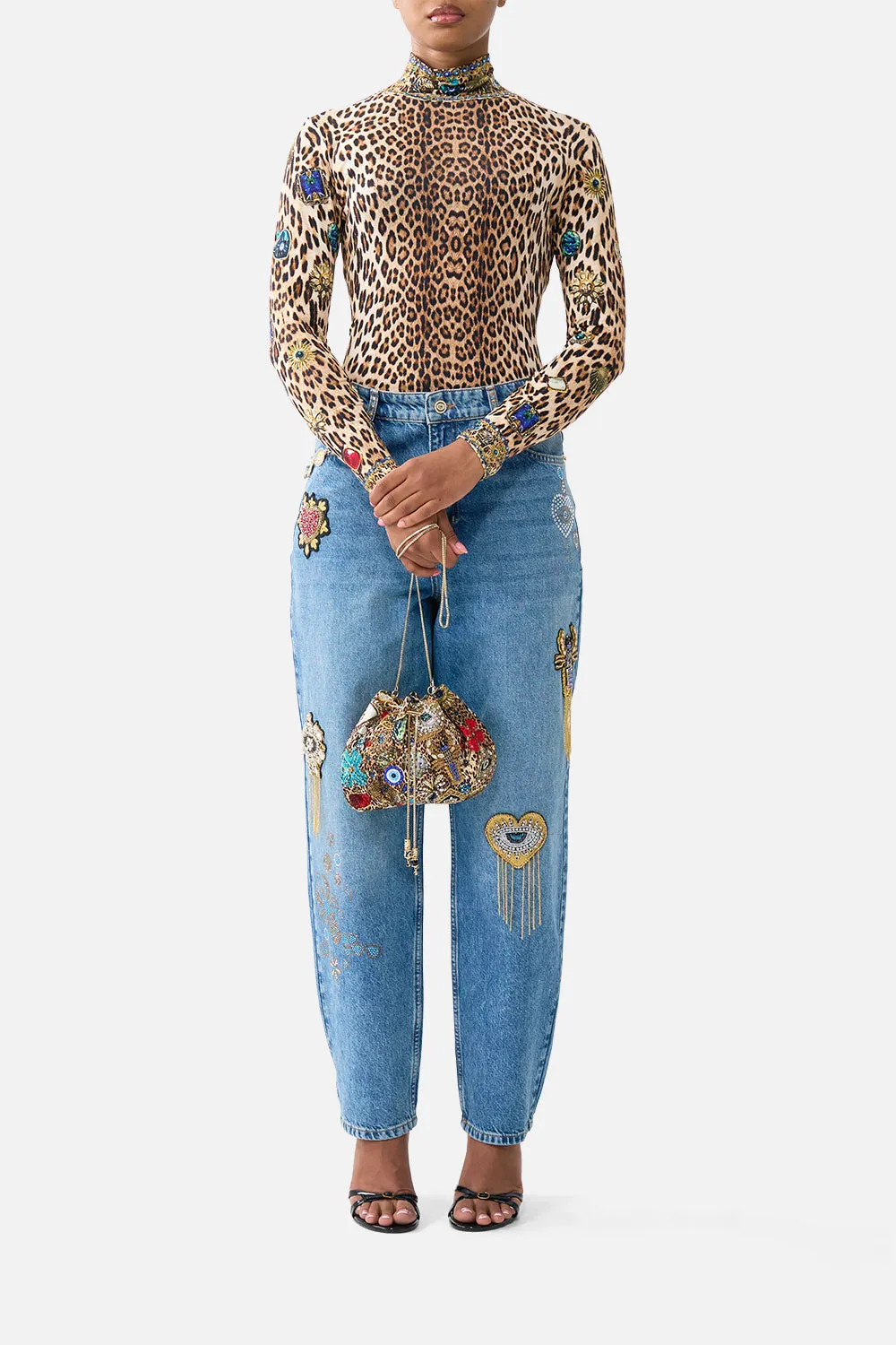 DRAWSTRING POUCH BAG WITH CHAIN STRAP NAZAR NIRVANA sold by Camilla product image thumbnail 4