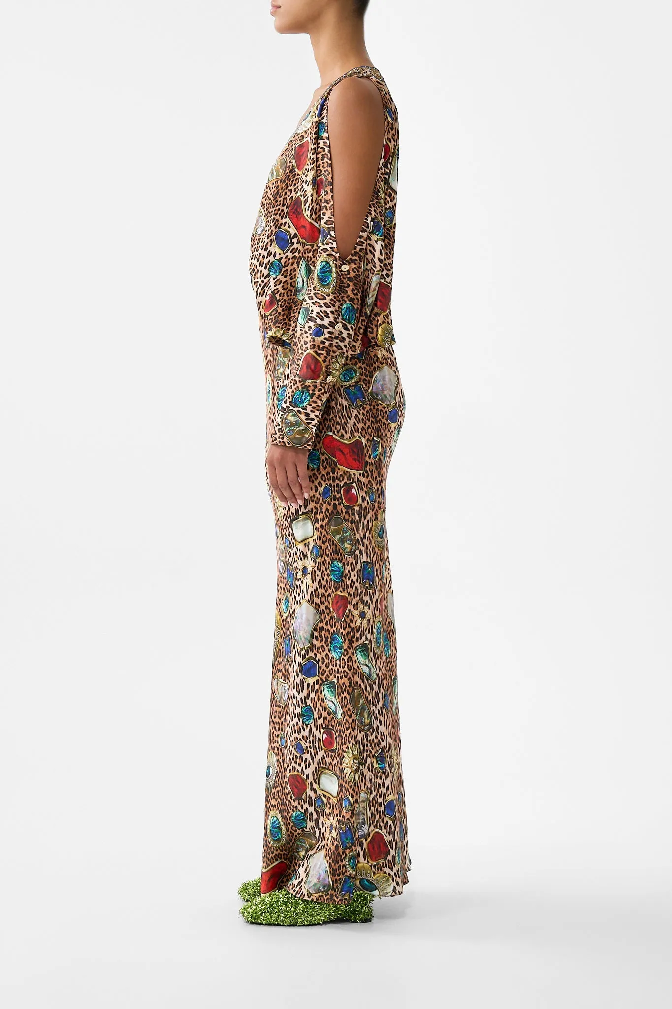 PLUNGE NECK DRAPED SHOULDER DRESS NAZAR NIRVANA sold by Camilla product image thumbnail 4