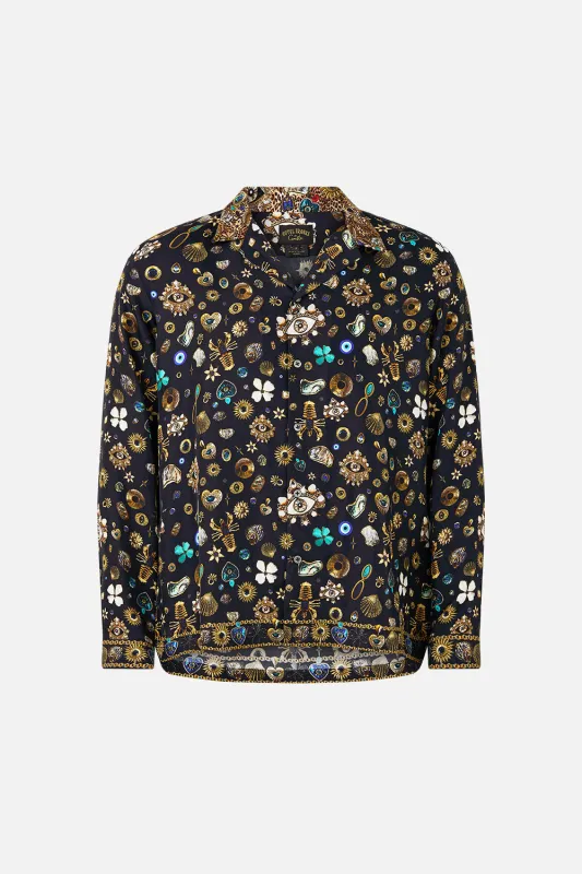 LONG SLEEVE CAMP COLLARED SHIRT AMULETS AND ALCHEMY sold by Camilla