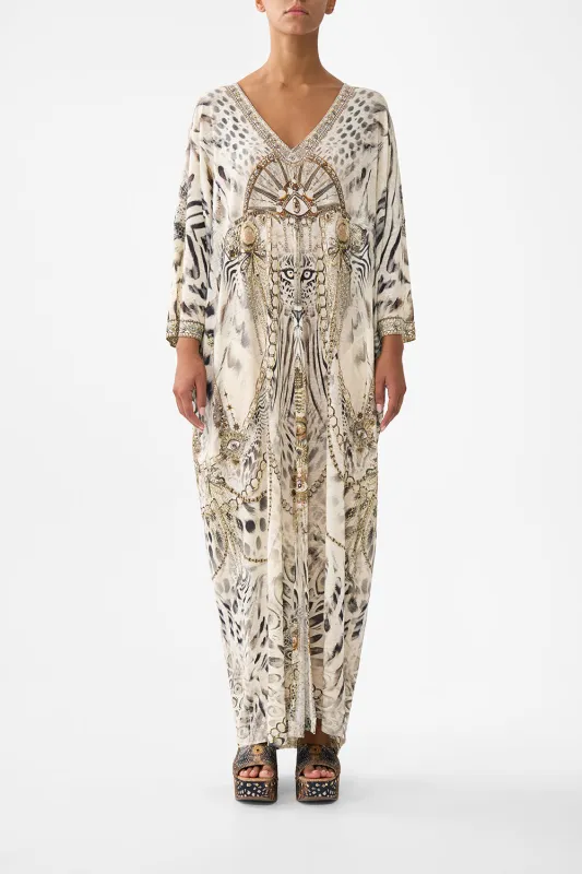 V NECK BATWING KAFTAN LADY LIONHEART sold by Camilla
