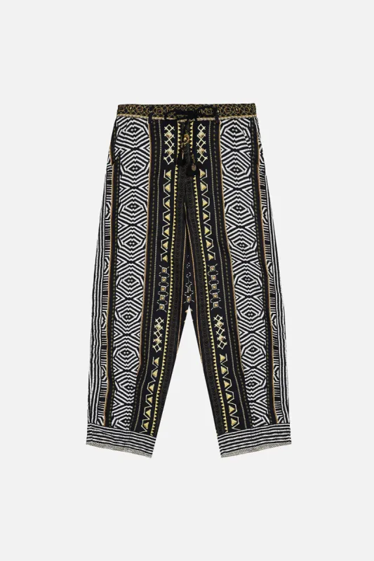 RELAXED DROPPED CROTCH PANT DESERT DREAMS sold by Camilla