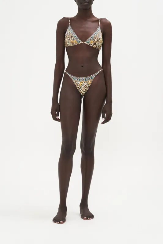 DIP FRONT SKINNY SIDE PANT SEAHORSE SONNET sold by Camilla