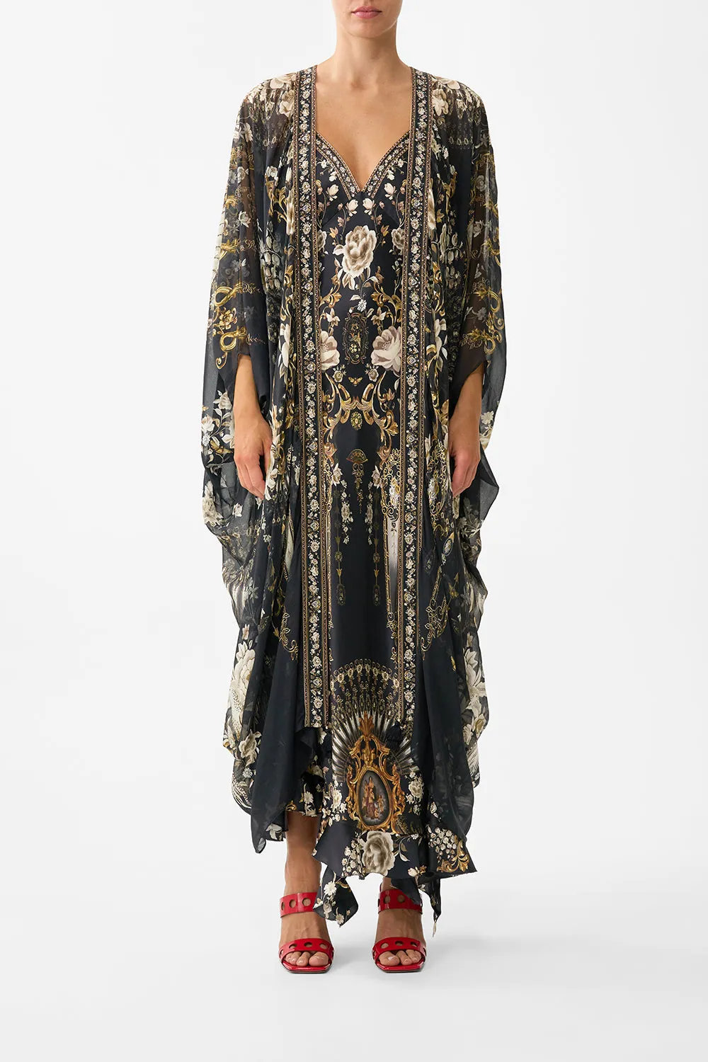 LAYER WITH CENTRE BACK PANEL FLAMENCO FOLKLORE sold by Camilla