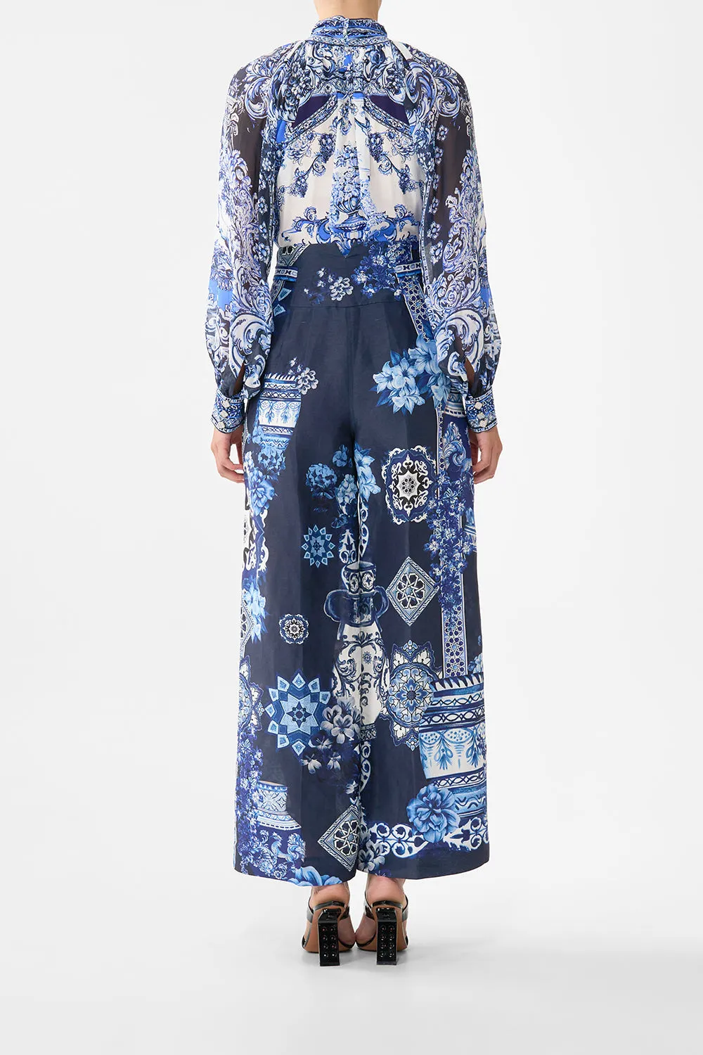 DETACHABLE PUSSY BOW RAGLAN BLOUSE A TILED WONDERLAND sold by Camilla product image thumbnail 2