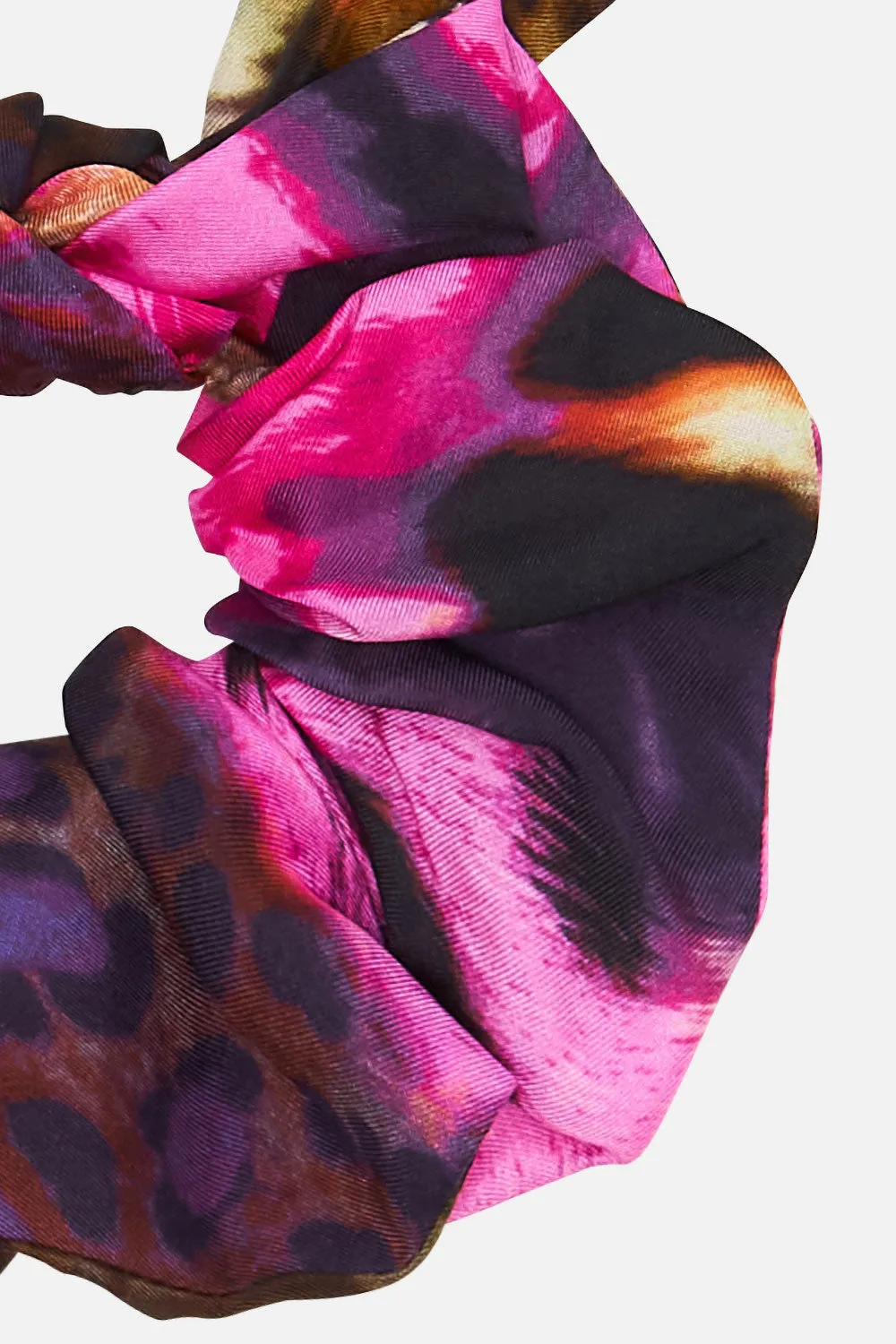 SCRUNCHIE SURREALIST SUSPENSION sold by Camilla product image thumbnail 2