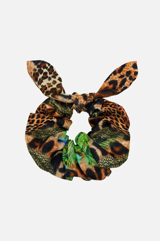 SCRUNCHIE SURREALIST XANADU made by Camilla