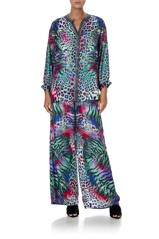 DROPPED SHOULDER BLOUSON SHIRT MIGHTY MEOW sold by Camilla